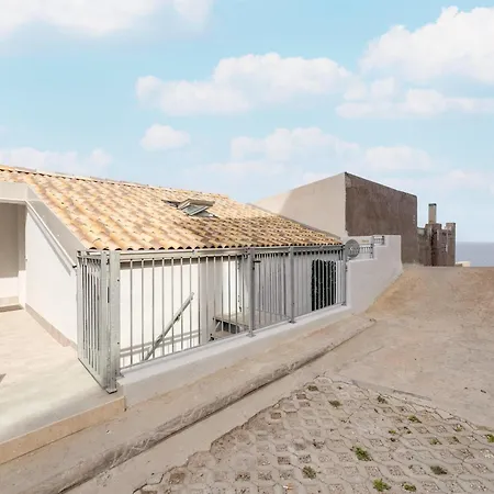 With Sea View And Terrace Apartamento Castelsardo