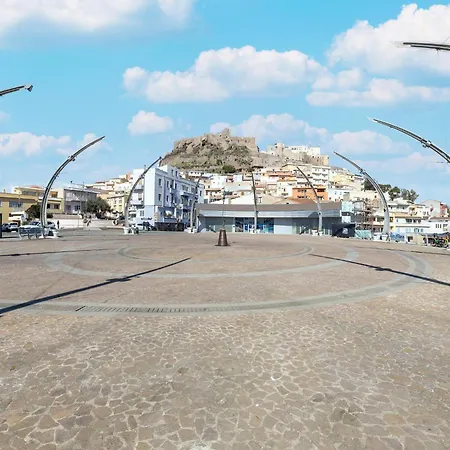 With Sea View And Terrace Apartamento